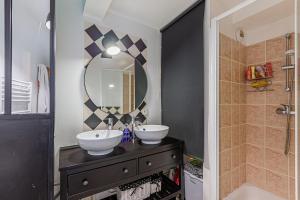 Φωτογραφία από το άλμπουμ του Beautiful beach apartment within walking distance σε Meschers-sur-Gironde