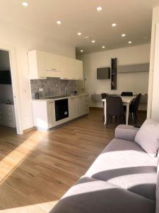 Η κουζίνα ή μικρή κουζίνα στο La Dimora del mare - Cozy & Relax - 800m dal mare