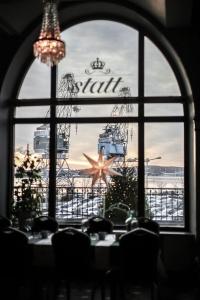 Nespecifikovaný výhled na moře nebo výhled na moře při pohledu z hotelu