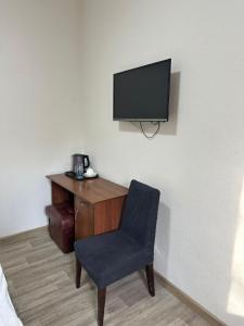 Μια τηλεόραση ή/και κέντρο ψυχαγωγίας στο Алматы Транзит №1 +11 φωτογραφίες