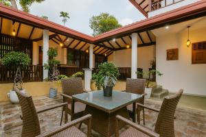 Χώρος καθιστικού στο Bentota Luxe