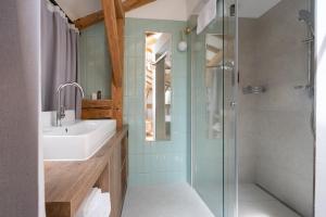 Ένα μπάνιο στο Apartments Salzburg - Bergstraße +15 φωτογραφίες