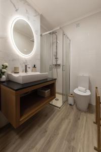 Koupelna v ubytování Atlantic Coast Retreat + 22 fotografií