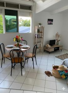 Χώρος καθιστικού στο Centre Ste Anne plage & commerces à 200m