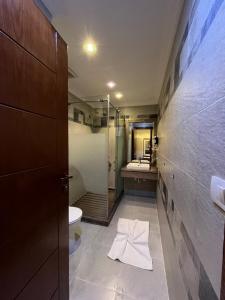 Koupelna v ubytování City Sun Cairo Hotel + 104 fotografií