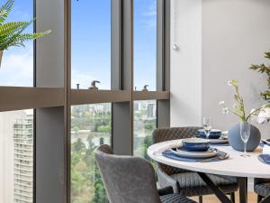 Fotografie z fotogalerie ubytování 1BR Retreat- City & River Views Queen's Wharf v destinaci Brisbane