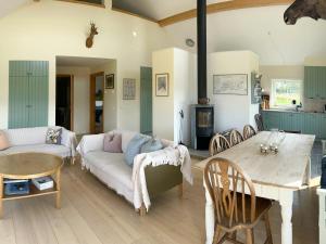 Χώρος καθιστικού στο Charming And Isolated House In Beautiful Surroundings