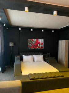 Ένα ή περισσότερα κρεβάτια σε δωμάτιο στο My Palace Aırport