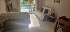 Posezení v ubytování House C13 Ilios 2 Complex + 23 fotografií