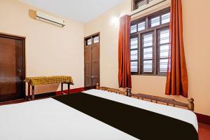 Imagen de la galería de Hotel O SREEMAGAM, en Ernakulam