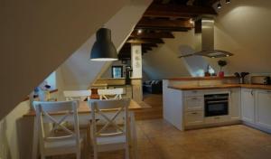 Η κουζίνα ή μικρή κουζίνα στο Schöne Wohnung zum Entspannen