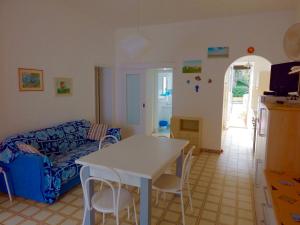 Φωτογραφία από το άλμπουμ του Marcelli, trilocale con giardino a 200mt dal mare σε Marcelli