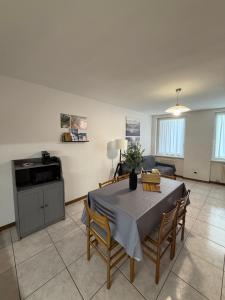 Kuchyň nebo kuchyňský kout v ubytování Il Raponzolo di Roccia