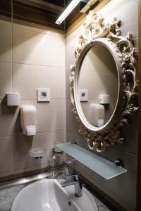 Koupelna v ubytování Miznah Hotels & Resorts