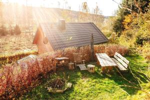 Vườn quanh Chatka Dziadka Sudety - niedaleko Czarna Góra +25 ảnh