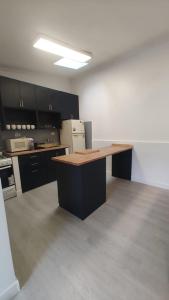 Η κουζίνα ή μικρή κουζίνα στο La Casa de Mirna II