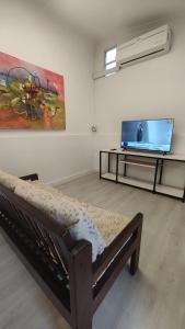 Μια τηλεόραση ή/και κέντρο ψυχαγωγίας στο La Casa de Mirna II