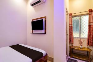 Μια τηλεόραση ή/και κέντρο ψυχαγωγίας στο Hotel O Vedika Acropolis Mall