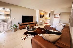 Μια τηλεόραση ή/και κέντρο ψυχαγωγίας στο Living Dreams