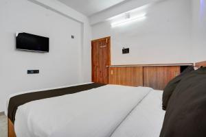 Μια τηλεόραση ή/και κέντρο ψυχαγωγίας στο Collection O Kanifnath Trek Pune