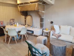 Χώρος καθιστικού στο Appartement au port Les Ebihens +6 φωτογραφίες