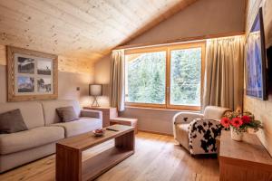 Posezení v ubytování SWISSPEAK Resorts Zinal