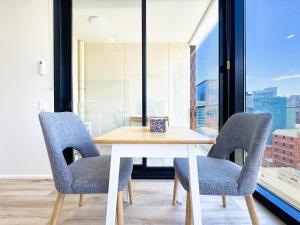 Φωτογραφία από το άλμπουμ του New & Spacious Studio Apt Opposite Central Market στην Αδελαΐδα