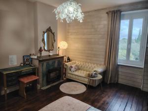 Posezení v ubytování Mas des 2 paons + 20 fotografií