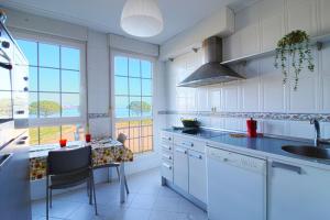 Kuchyň nebo kuchyňský kout v ubytování El Rincón del Puerto