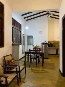 Køkken eller tekøkken på Paddy Breeze Apartment