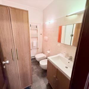 Koupelna v ubytování Baita Arancio By DomusExtra + 30 fotografií