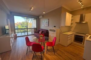 Køkken eller tekøkken på Appartamento Panoramico 2-4 persone Metro Cornelia