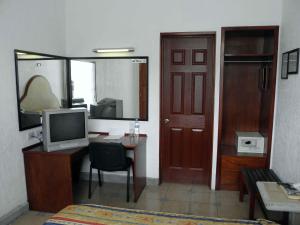 تلفاز و/أو أجهزة ترفيهية في Hotel Fenix