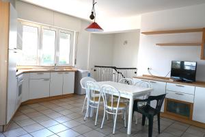 Η κουζίνα ή μικρή κουζίνα στο Trilocale a 50mt dal mare di Marcelli - M006