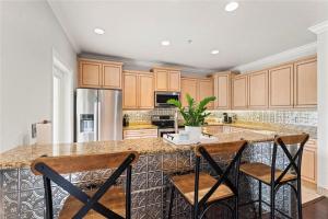 Kuchyň nebo kuchyňský kout v ubytování Beach House Paradise - Walk to everything!