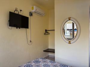 TV a/nebo společenská místnost v ubytování Casa Piedra Parada