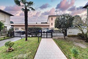Κήπος έξω από το Appartamento Bellavista Milano -Monza-Como -Svizzera