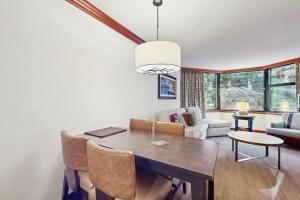 Posezení v ubytování Everline Resort and Spa #333