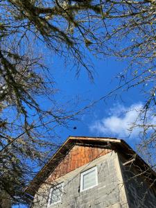 Budova, kde se prázdninový dům nachází