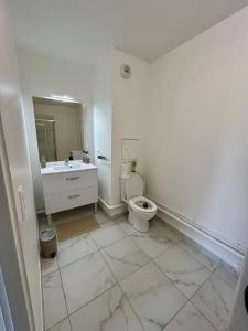 Koupelna v ubytování Magic Stay Disney, Wifi Parking