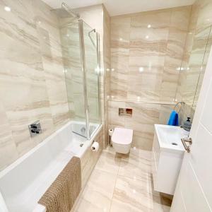 Koupelna v ubytování Horizon Seaview-Ramsgate-FreeParking-Sleeps 4