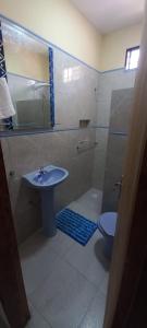 Ένα μπάνιο στο San Cosme Alojamiento