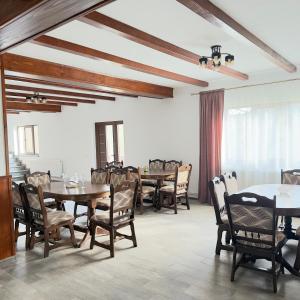 Χώρος καθιστικού στο Coltul Verde de pe Deal