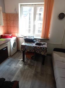 Gallery image of Garsoniera-centru Craiova in Craiova +3 photos