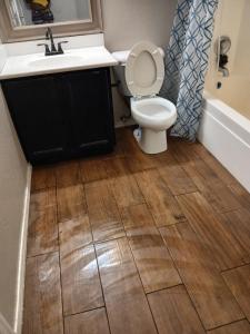 Ένα μπάνιο στο West Valley Tiny Room Bennet