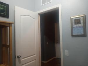 Φωτογραφία από το άλμπουμ του West Valley Tiny Room Bennet στο Φοίνιξ