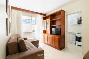 Η κουζίνα ή μικρή κουζίνα στο Apto 1 Quarto no Centro de Floripa CPX0505