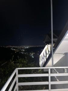 Φωτογραφία από το άλμπουμ του Liçi Guesthouse σε Linzë