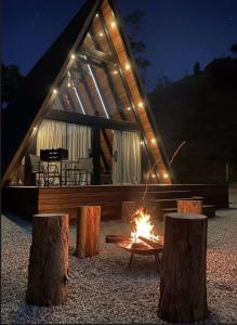 Budova, kde se chata nachází