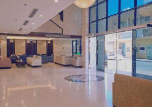 Ο χώρος του λόμπι ή της ρεσεψιόν στο رتاج إن